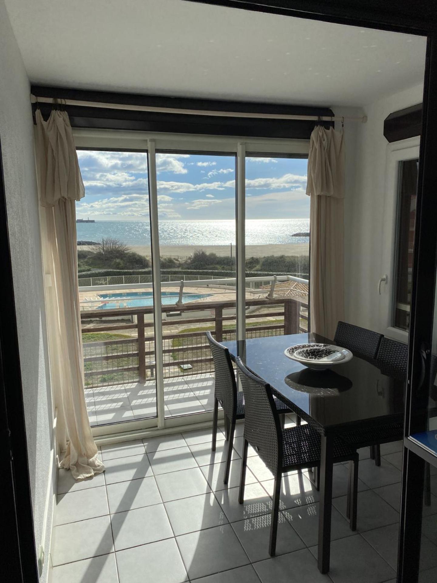 Appartement Vue Mer Le Sunset Agde Exterior photo
